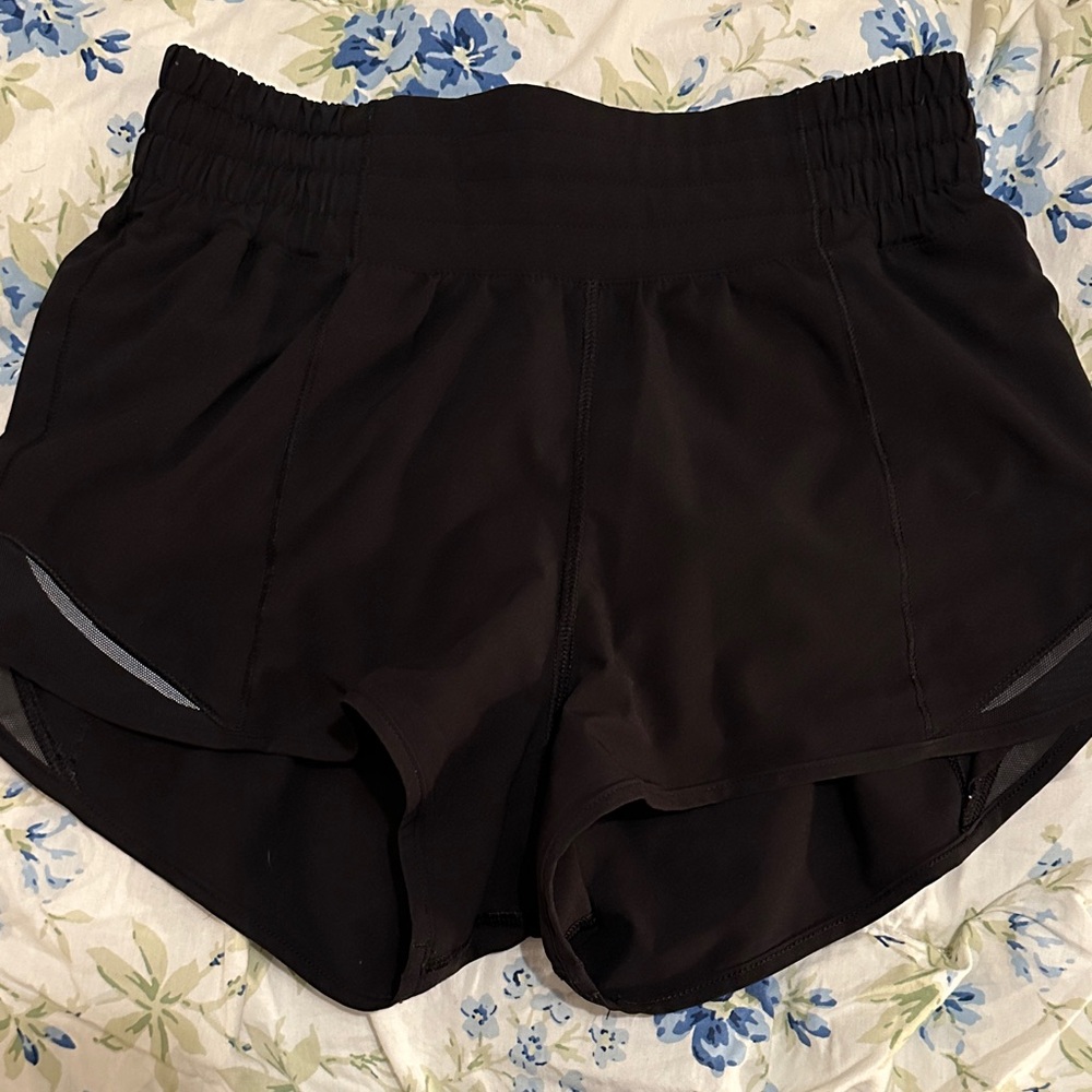 Lululemon Hotty Hots HR 2.5” Size 0